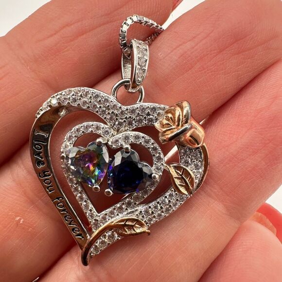NIB Sterling silver, possibly gold plated, heart necklace with cz diamonds! - Picture 5 of 11